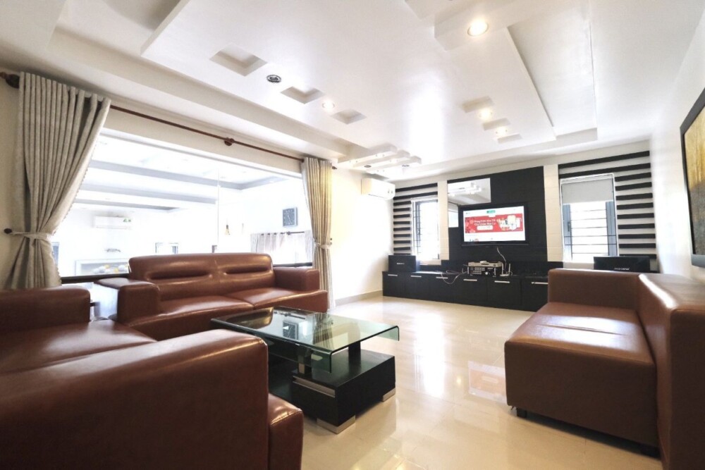 Villa Gần Biển Bãi Sau OdwinF101 - Phòng karaoke