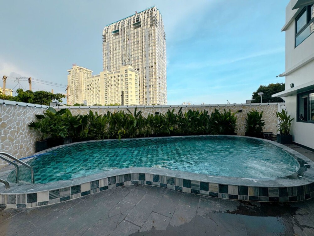 Villa Gần Biển Bãi Sau OdwinB3 - Khu vực Hồ Bơi