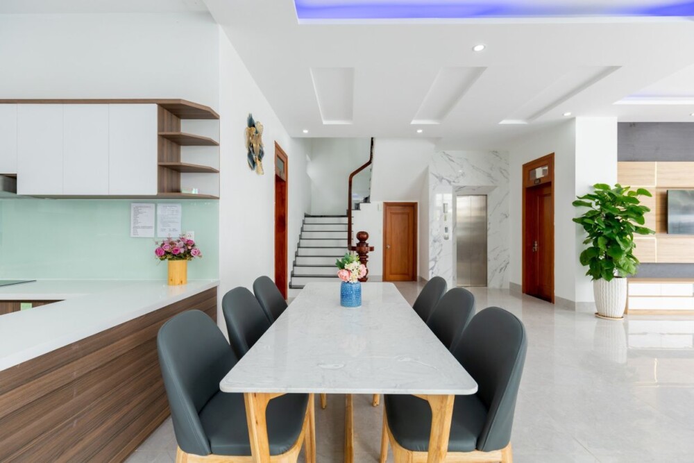 Villa Long Cung OdwinKC2 - Khu vực ăn uống và bếp