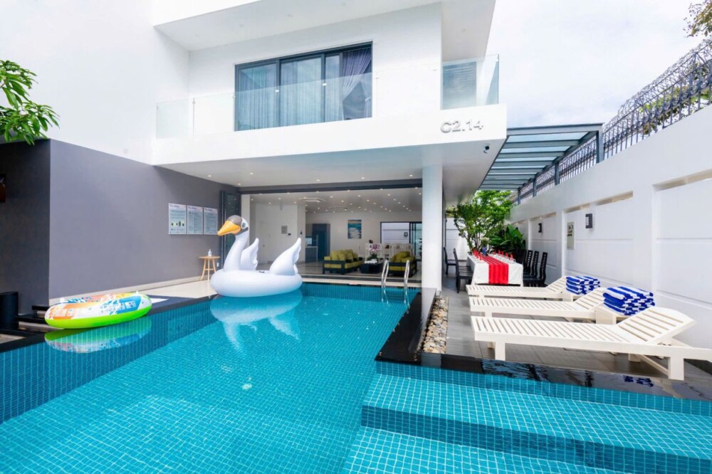 Villa Long Cung OdwinHS214 - Khu vực hồ bơi