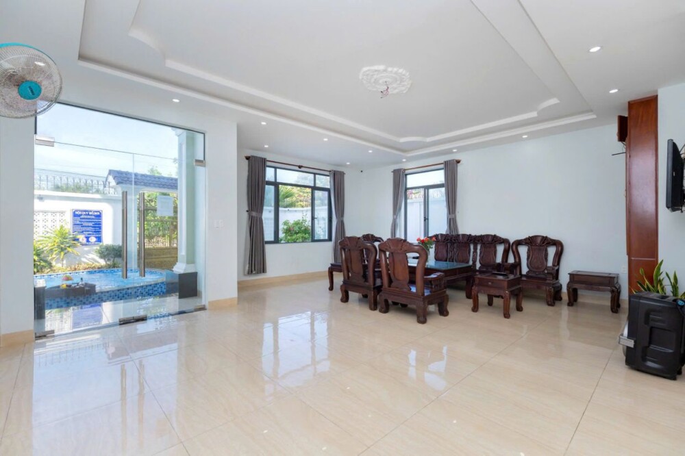Villa Long Cung Vũng Tàu Odwin53T - Khu vực phòng khách