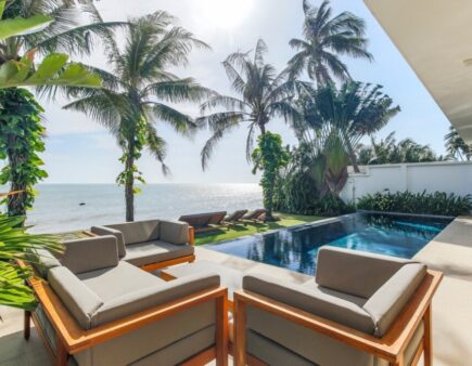 Villa sát biển có hồ bơi riêng tại Phan Thiết