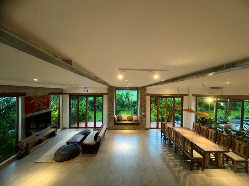 Khu vực phòng khách tại Villa Odwin Hồ Tràm 06
