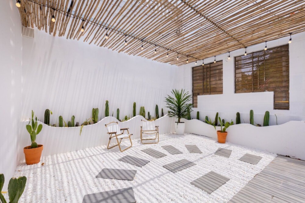 Khu vực check in tại Villa Odwin M3B