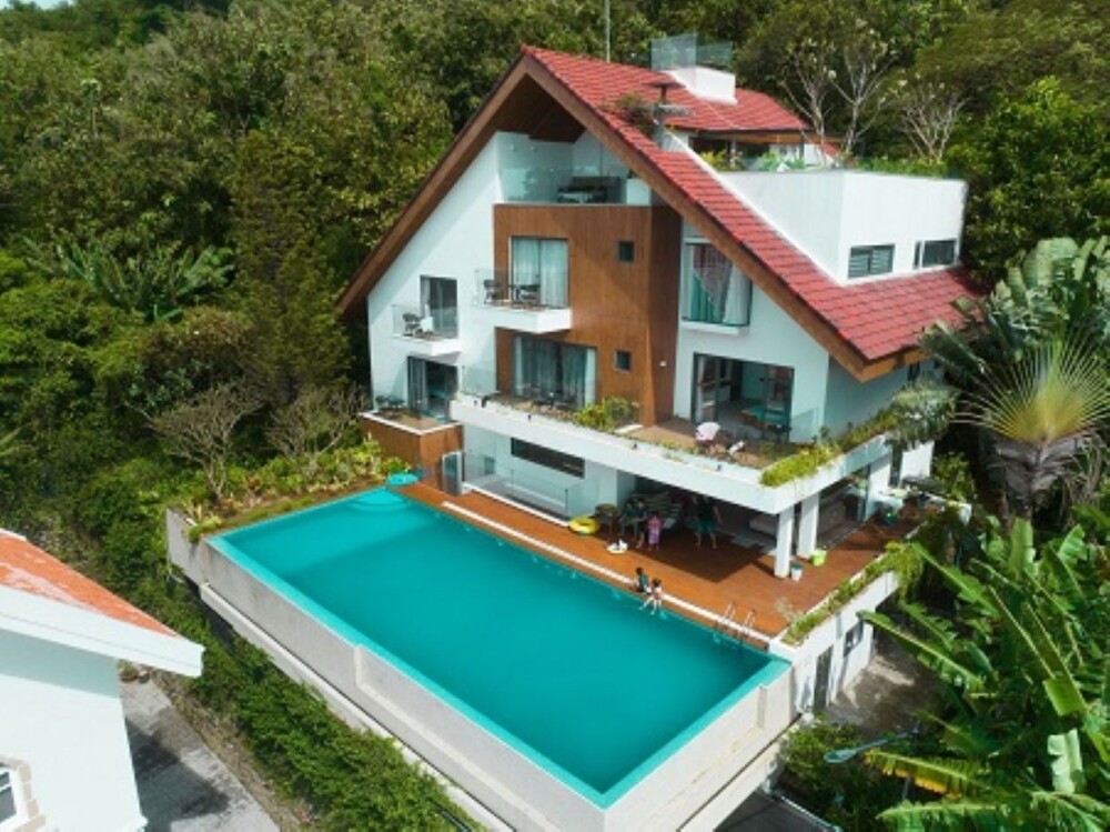 Hồ bơi tại Villa Odwin NB 10B