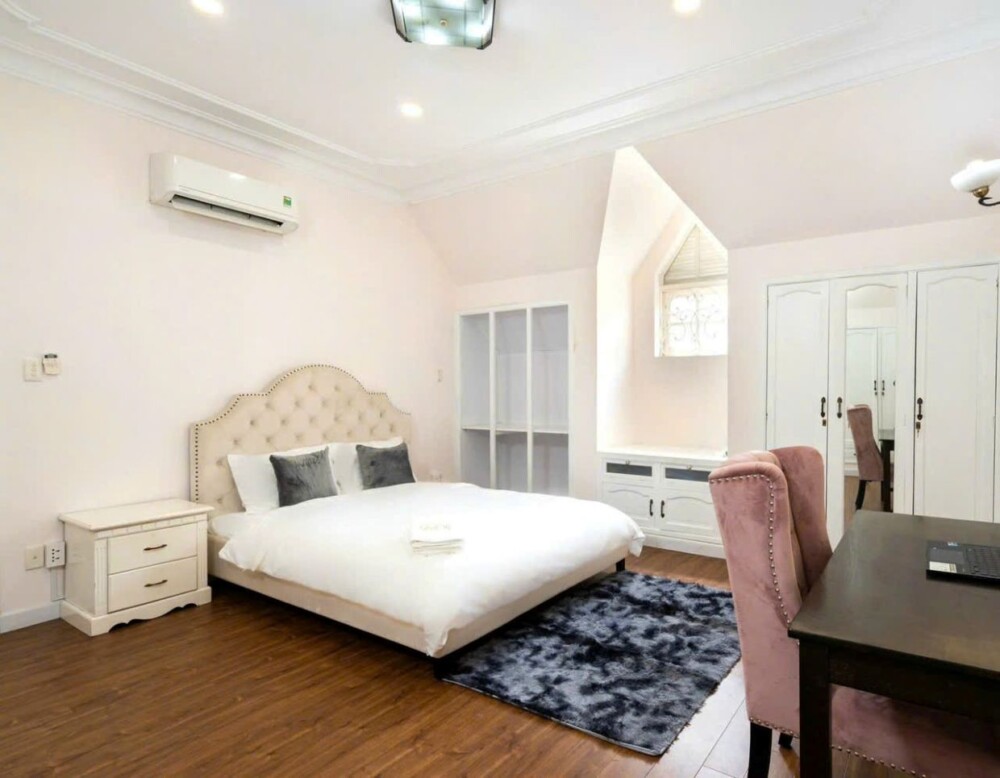 Phòng ngủ tại Villa Odwin SG 08