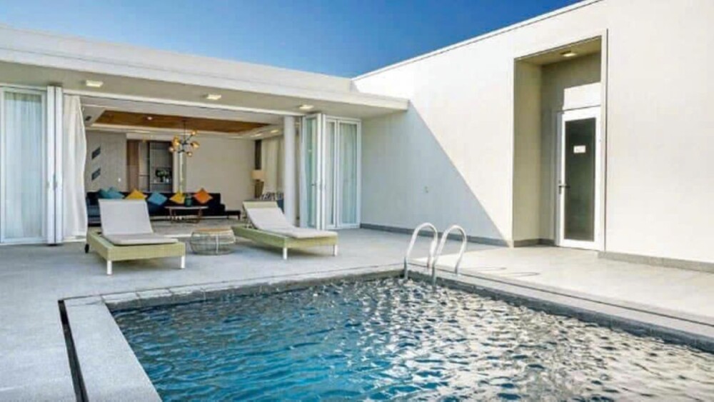 Khu vực hồ bơi tại Odwin Villa Oceanami 5PN03