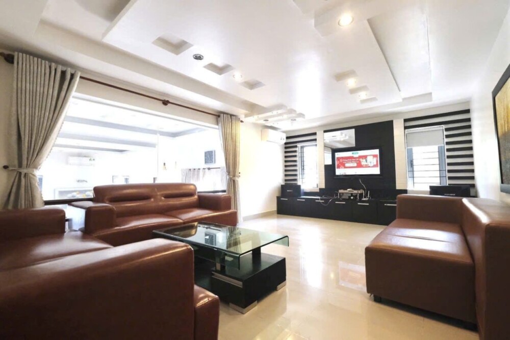 Phòng karaoke riêng tại Villa Odwin F101