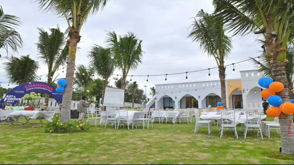 Villa tổ chức tiệc cho nhóm bạn tại Phan Thiết