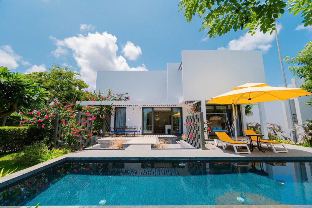 Mặt tiền villa 4PN01 Long Hải có hồ bơi riêng