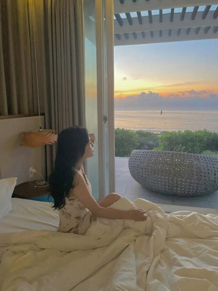 Phòng ngủ view biển villa Long Hải