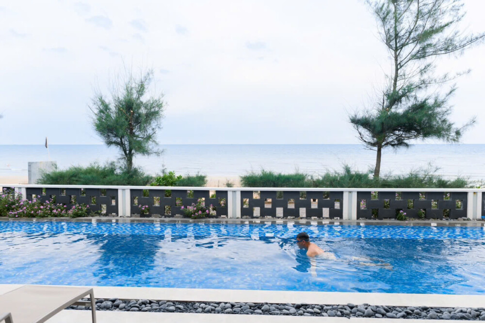 Hồ bơi villa nguyên căn Long Hải