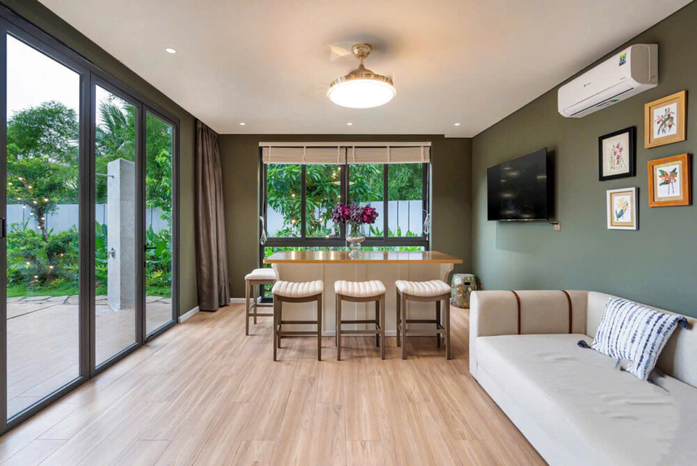 Phòng karaoke riêng trong villa Odwin 22 Sài Gòn