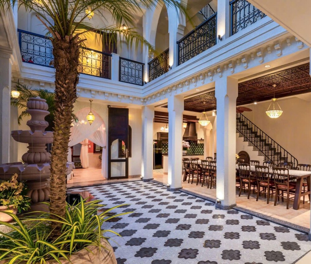 Khu vực sân tại Villa Odwin 105NH