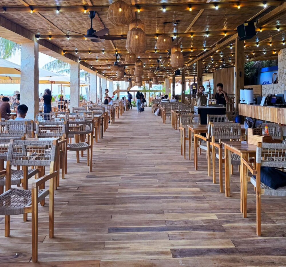 Top 5 quán cafe view biển Vũng Tàu - In The Sea Restaurant & Coffee