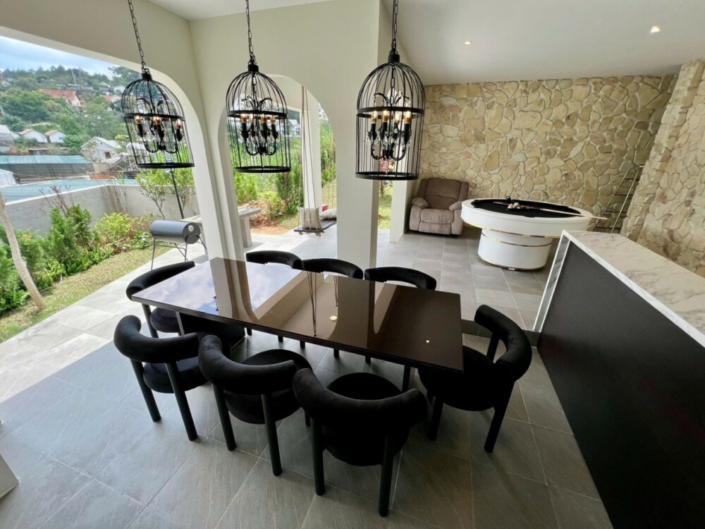 Villa Odwin Đà Lạt 65 - Khu vực BBQ ngoài trời
