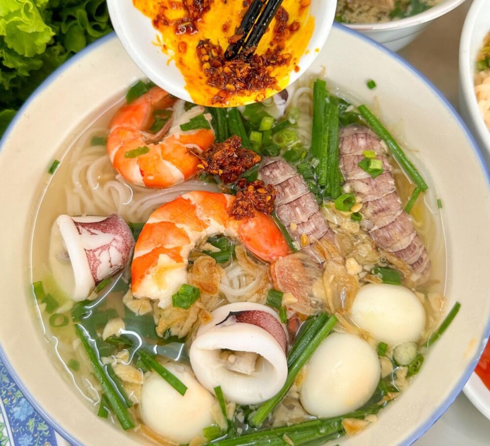 Top 9 địa điểm ăn uống Vũng Tàu - Hủ tiếu mực An Phúc