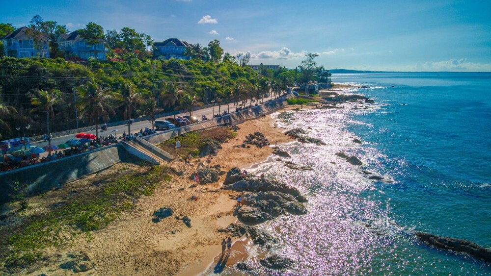 Top 9 địa điểm du lịch Mũi Né - Bãi Đá Ông Địa
