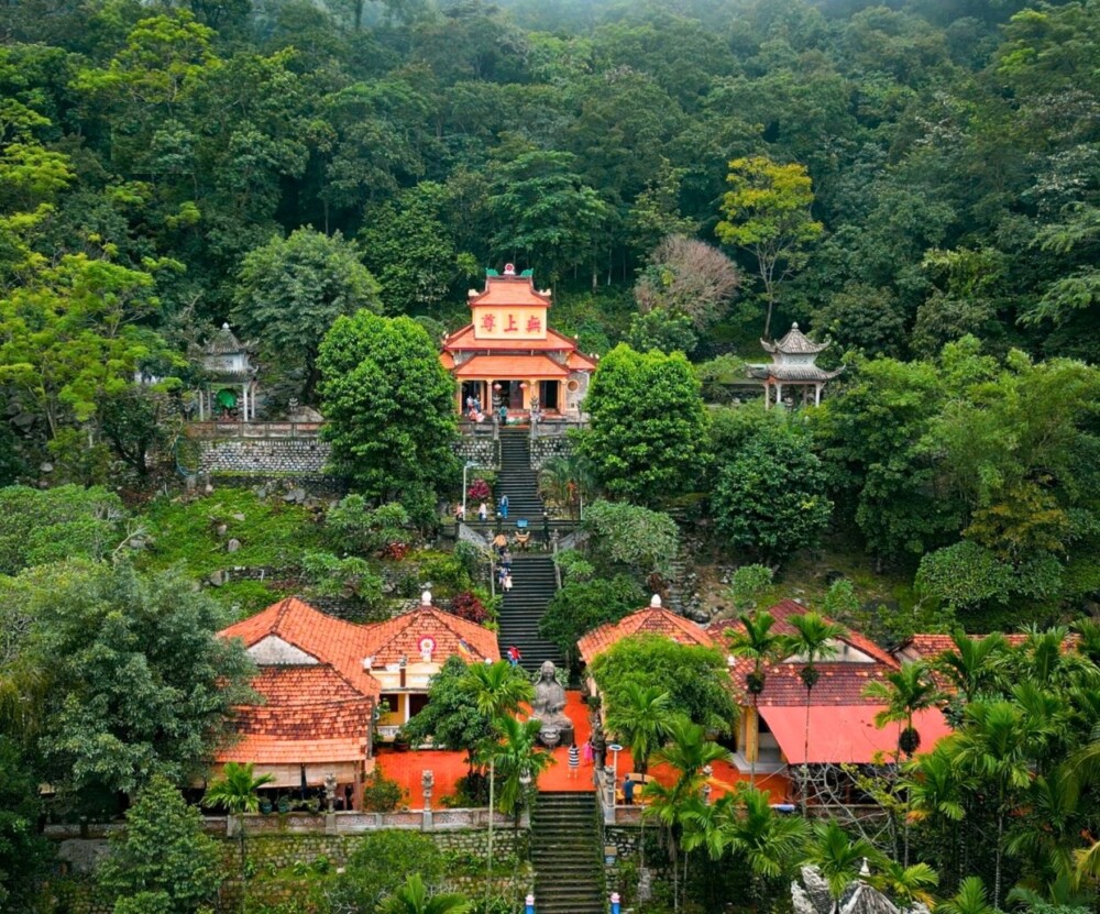 Top 9 địa điểm du lịch Mũi Né - Núi Tà Cú
