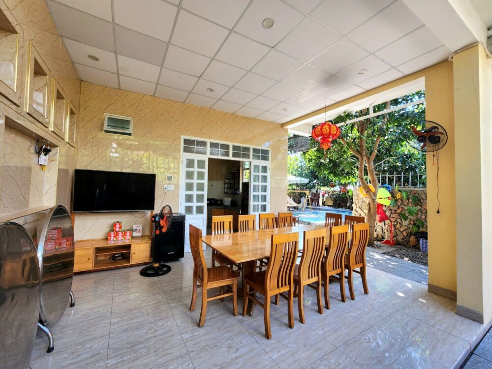 Villa Odwin NT 08 - Khu vực ăn uống ngoài trời