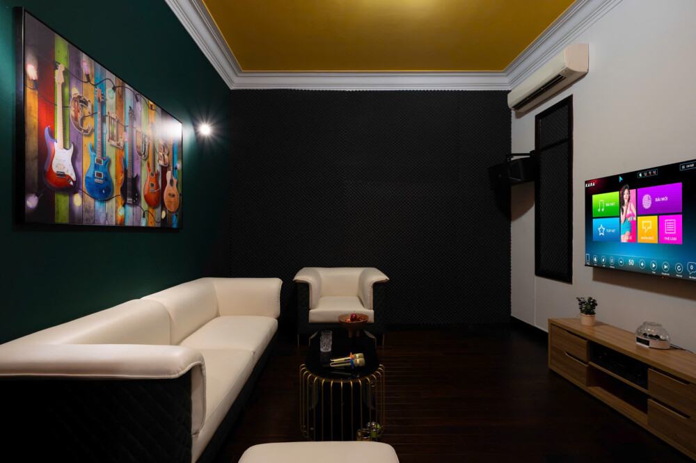 Villa Quận 2 Sài Gòn Odwin55 - Khu vực phòng karaoke