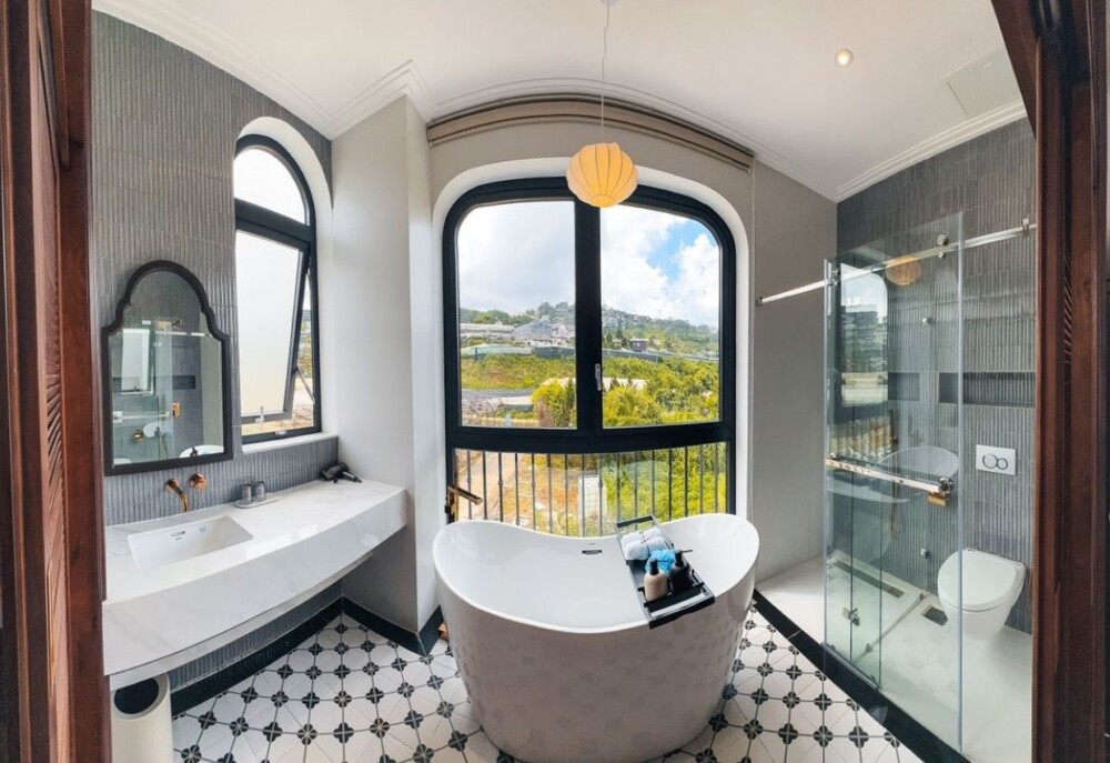 Villa Odwin Đà Lạt 25 - Khu vực phòng tắm