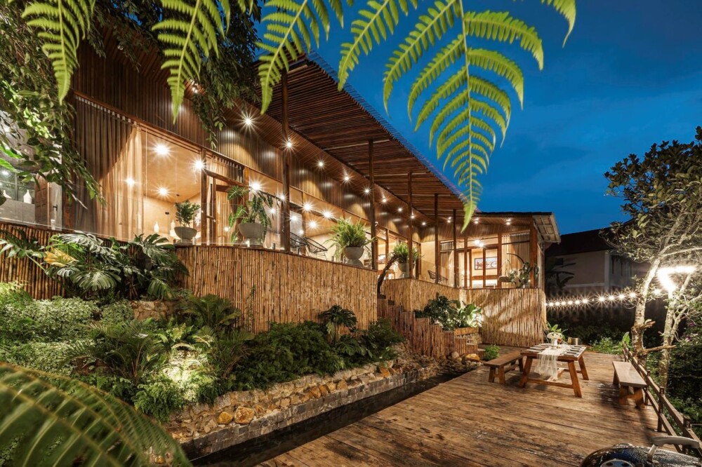 Villa Odwin Đà Lạt 45 - Khu vực ăn uống ngoài trời