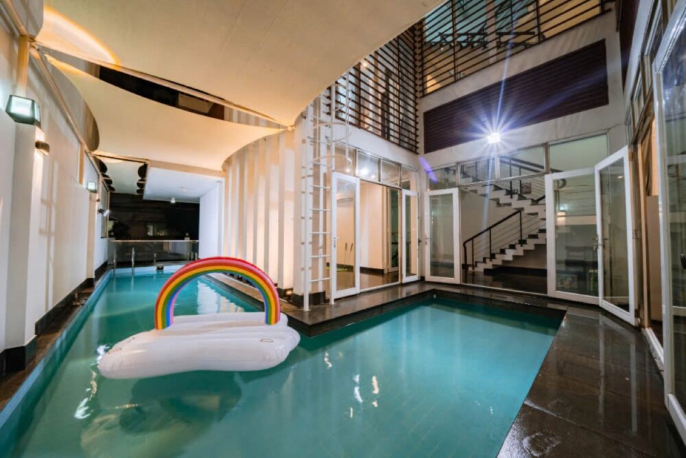 오드윈47 사이공 빌라 – 사이공 4베드룸 프라이빗 빌라의 고급 수영장