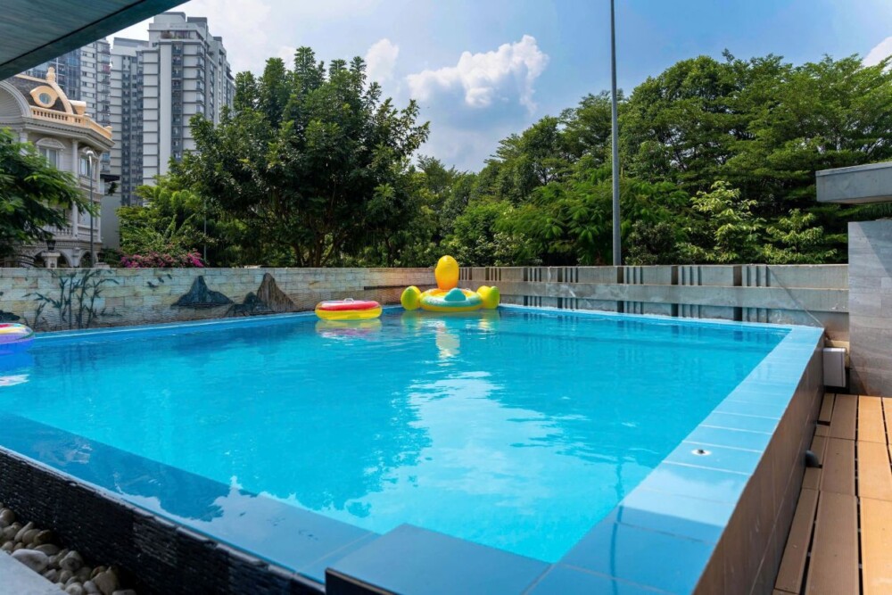 西贡别墅30 – 屋顶泳池与城市景观