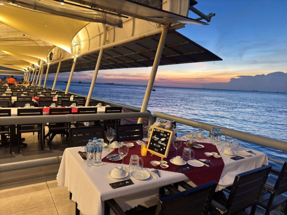 Ăn hải sản ở Vũng Tàu - Nhà hàng Gành Hào