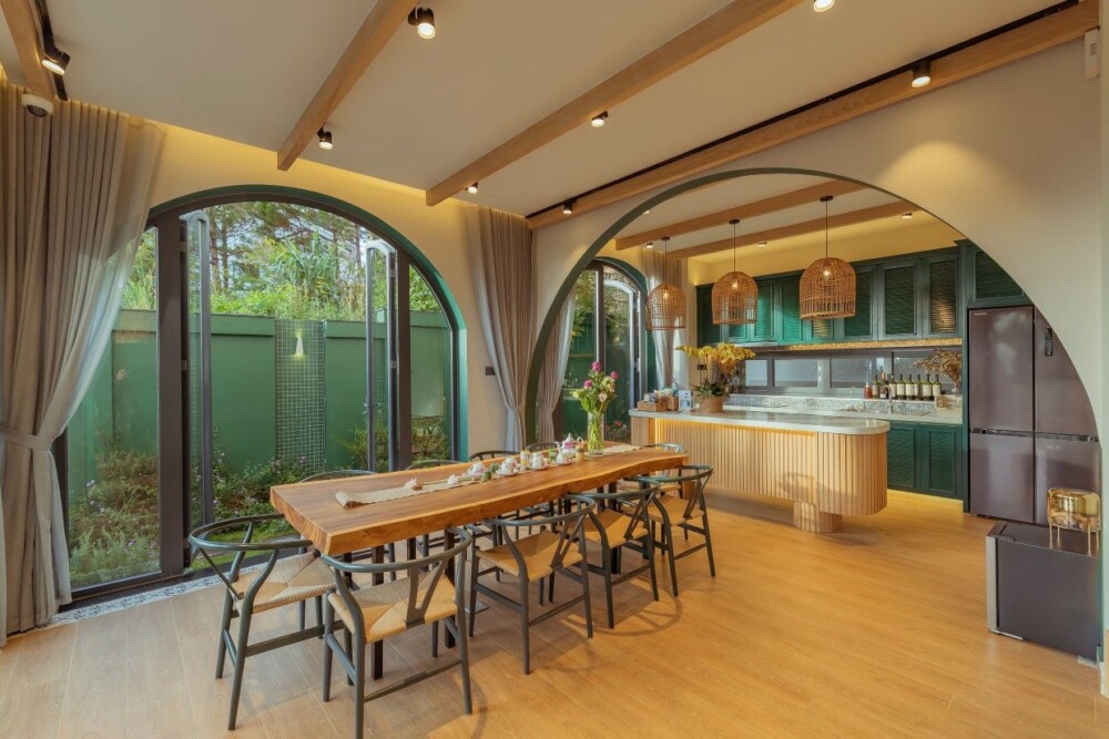 Villa Odwin Đà Lạt 33 - Khu vực ăn uống và bếp