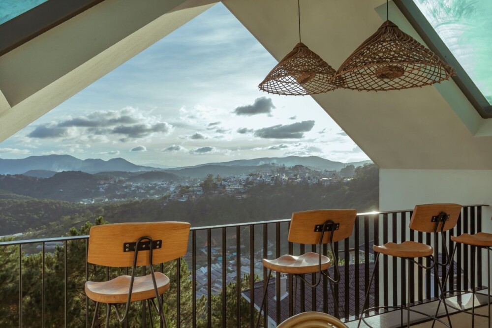 Villa Odwin Đà Lạt 33 - Khu vực ngắm view rừng thông