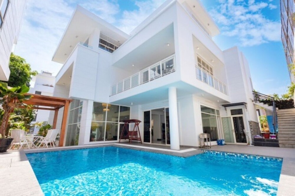 头顿五卧室别墅NB02 – 海景泳池