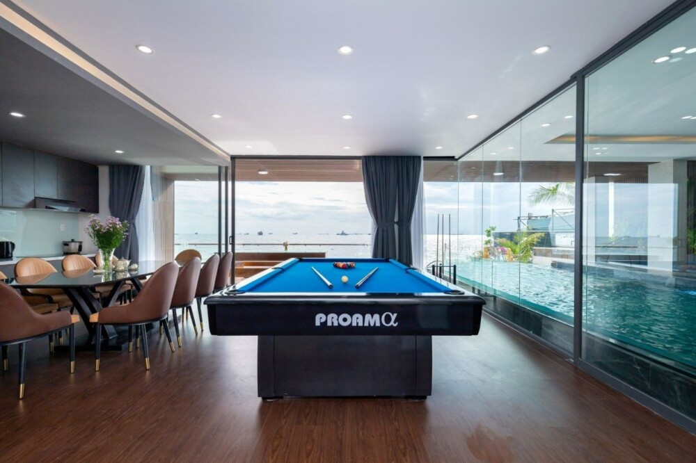 Villa Odwin P45 - Khu vực phòng khách view biển