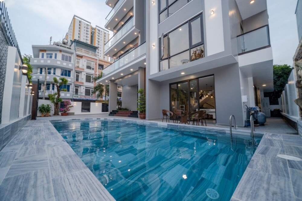 Villa Odwin F102 - Khu vực hồ bơi
