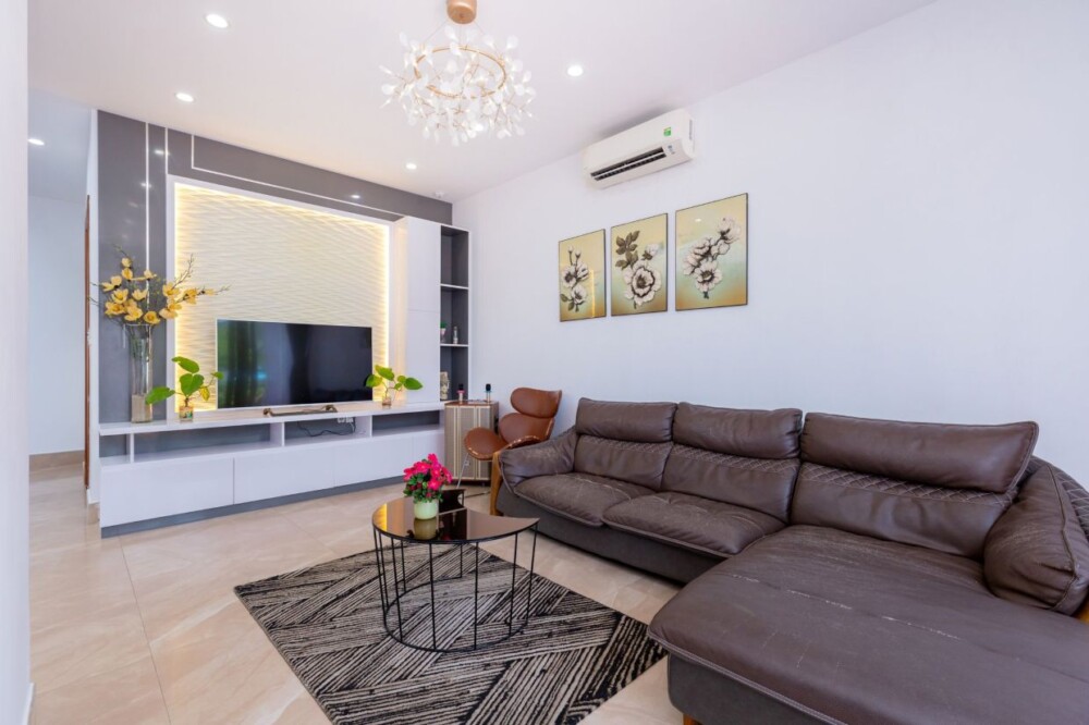 오드윈 R9 빌라 거실 – 넓은 8인 그룹 숙소