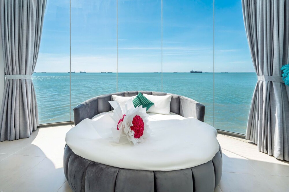 头顿8人别墅BH19 – 海景卧室