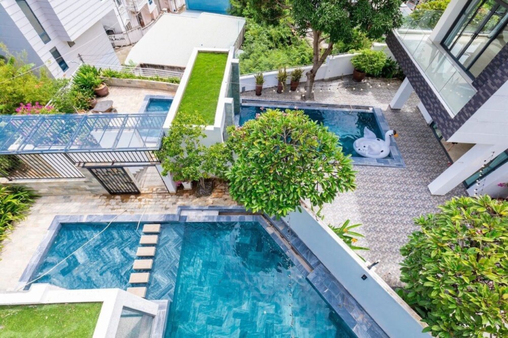 Ở villa gần trung tâm Vũng Tàu buổi tối nên đi đâu?