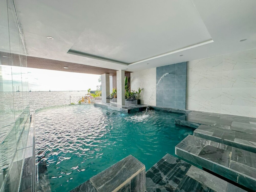 오드윈 P45 바다 전망 수영장 – 해변 인접 풀빌라