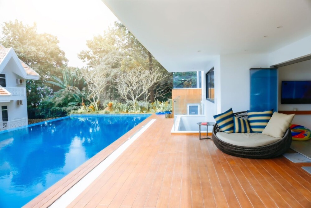 头顿带KTV别墅NB10B – 海景私人泳池