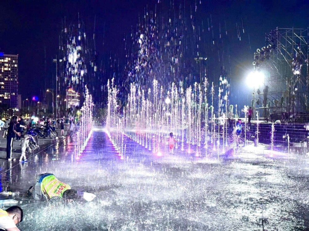 Vui chơi tại Tháp Tam Thắng