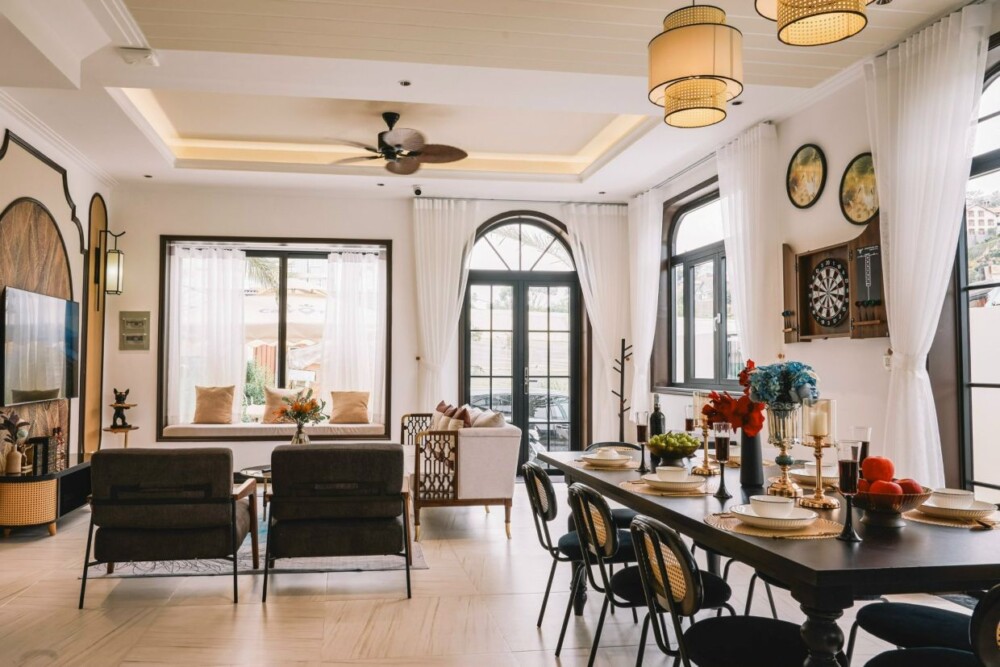 넓고 밝은 분위기의 Villa Odwin 달랏 25 거실