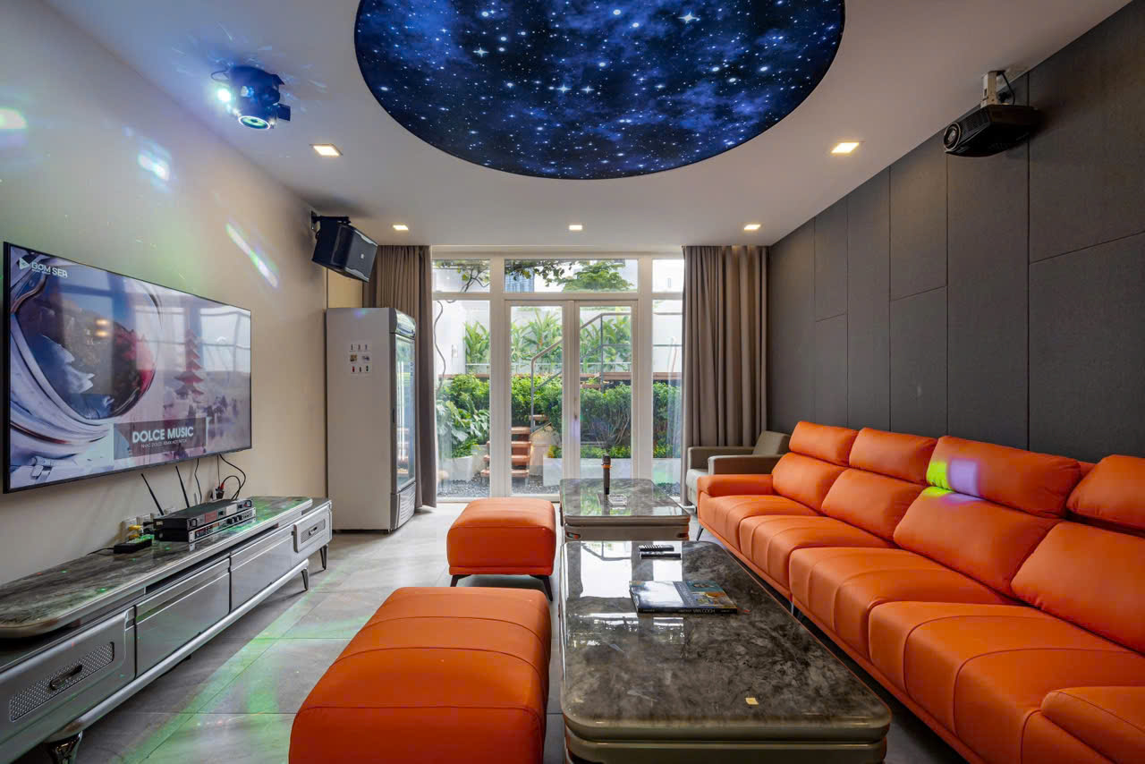 Villa An Khánh Odwin 76 có phòng karaoke