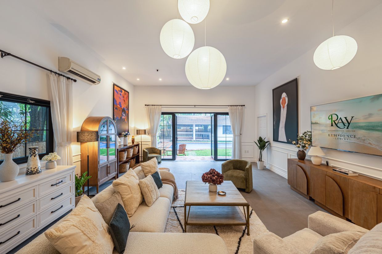 Villa Quận 2 Sài Gòn Odwin70 - Khu vực phòng khách