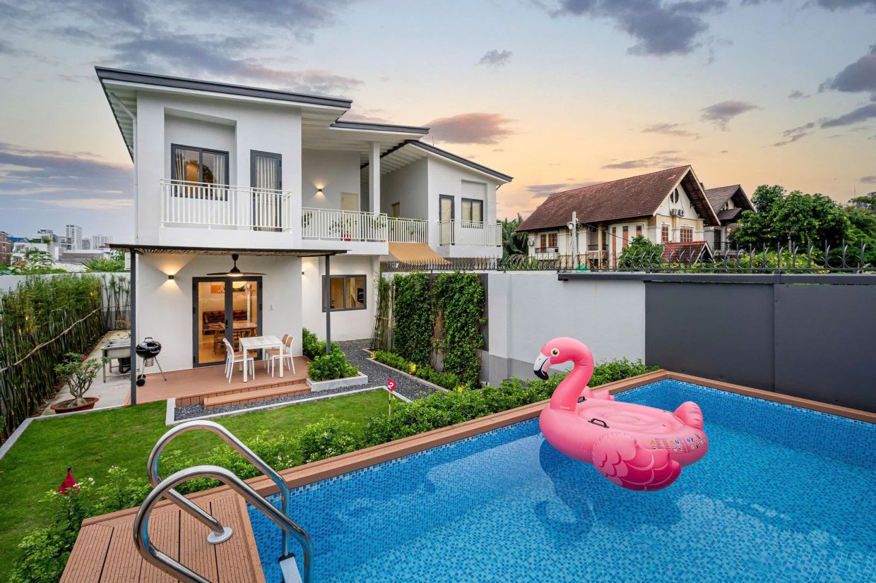 Villa Quận 2 Sài Gòn Odwin74 - Khu vực hồ bơi