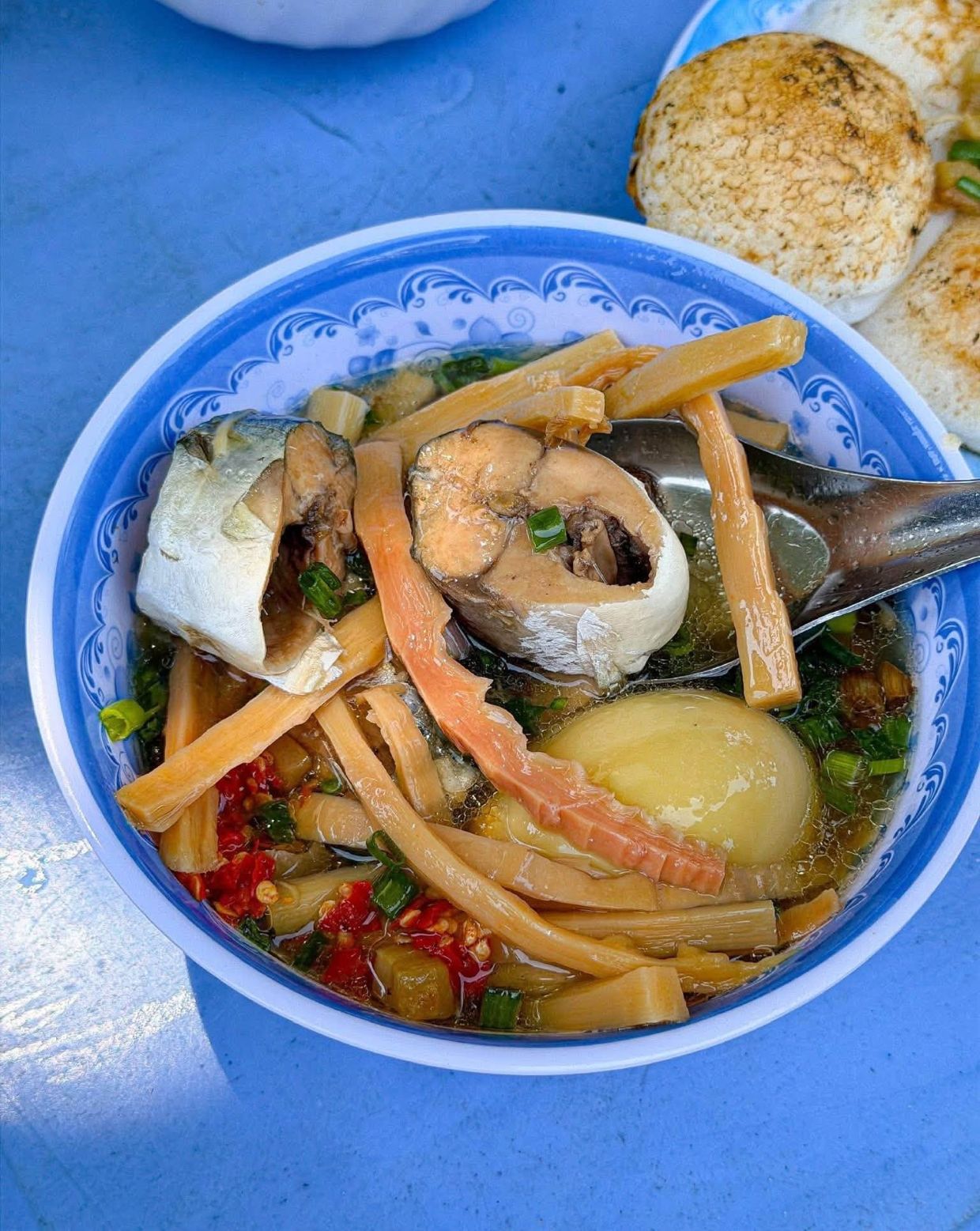 Bánh căn Cô Hồng