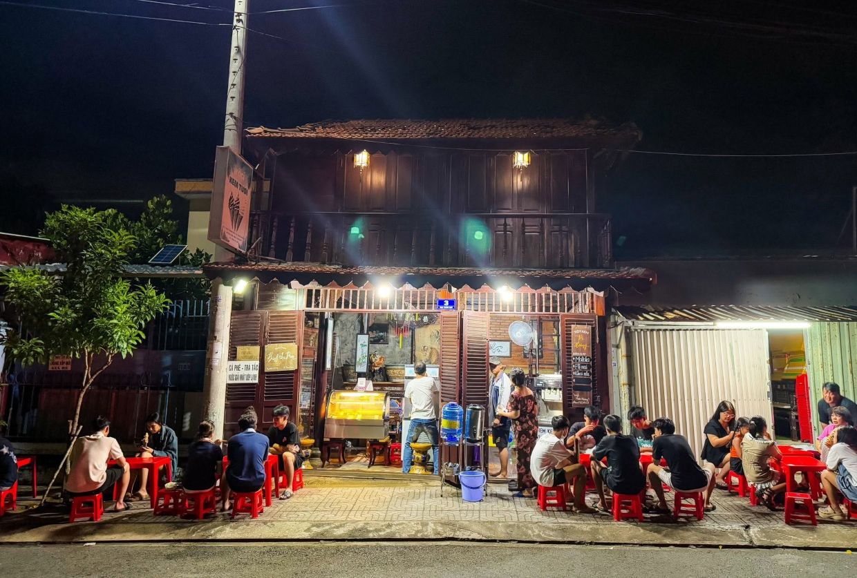 Tiệm Kem Vị Hoàng