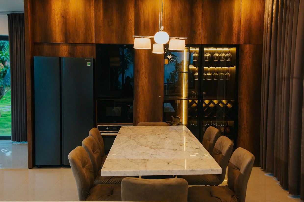Villa Odwin Sun 01 – Khu vực ăn uống